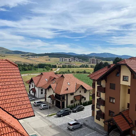 Pinewood Nest Luxe Spa&view * Zlatibor