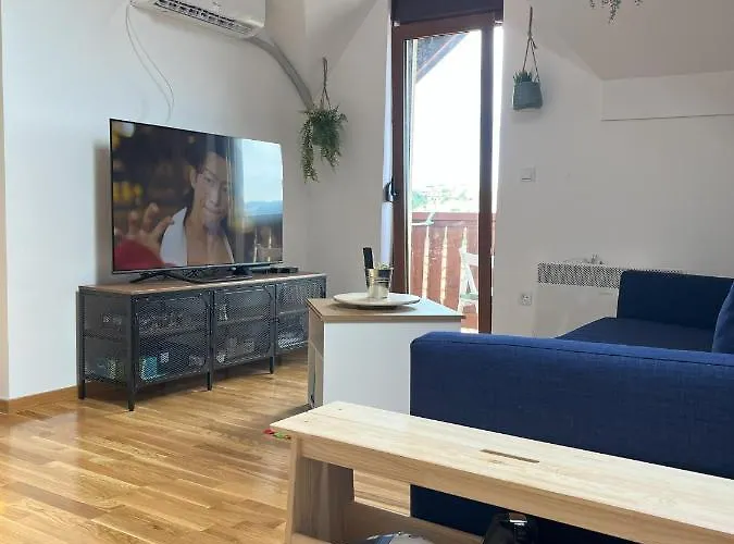 Pinewood Nest Luxe Spa&view *