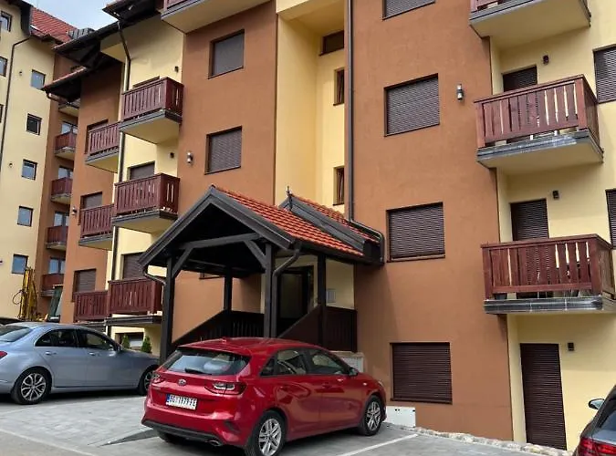 Apartman Pinewood Nest Luxe Spa&view *